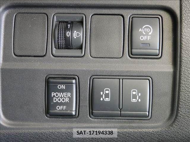 Nissan SERENA 2021-03 8372165-13
