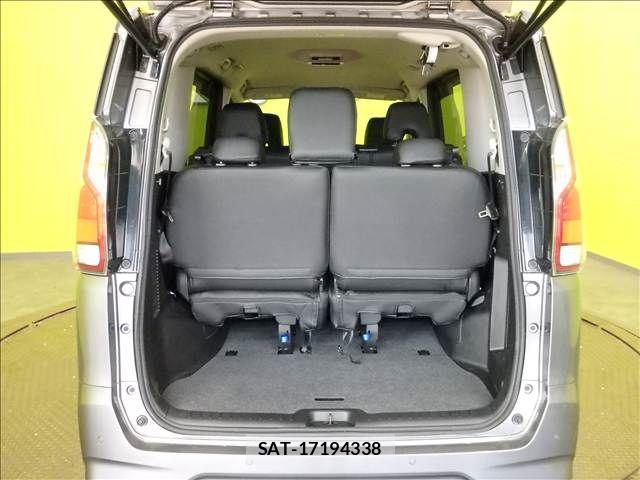 Nissan SERENA 2021-03 8372165-25