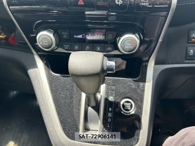 Nissan SERENA 2018-06 8372166-10