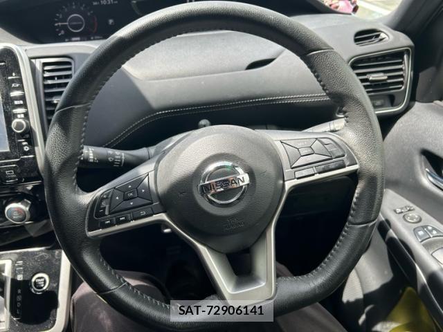 Nissan SERENA 2018-06 8372166-8