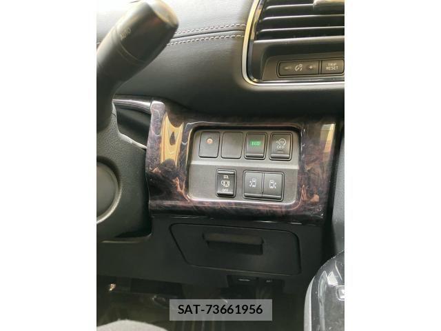 Nissan SERENA 2017-03 8372168-17