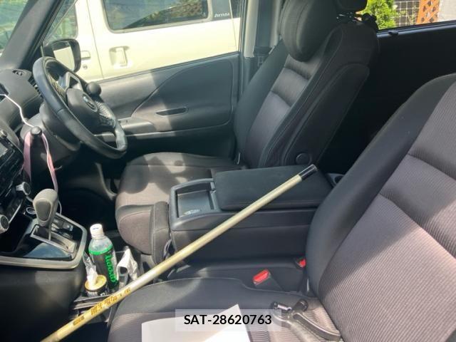 Nissan SERENA 2017-03 8372169-9