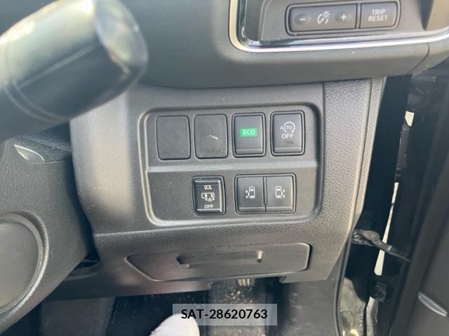Nissan SERENA 2017-03 8372169-23