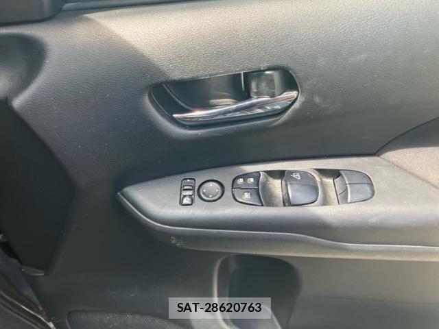Nissan SERENA 2017-03 8372169-24