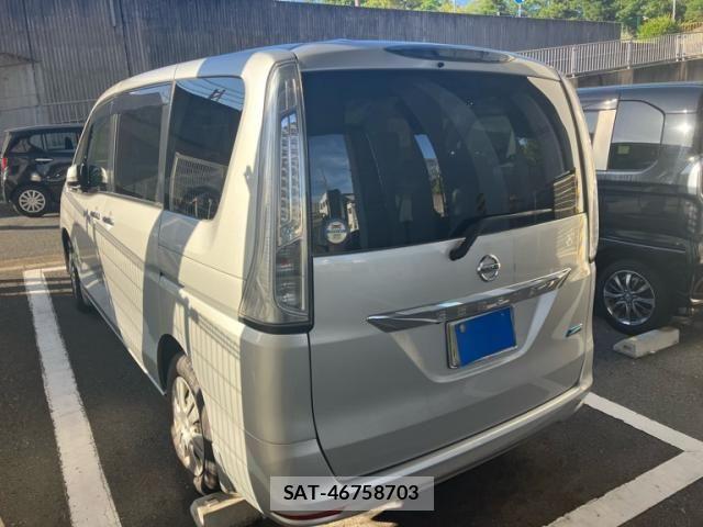 Nissan SERENA 2014-03 8372170-2