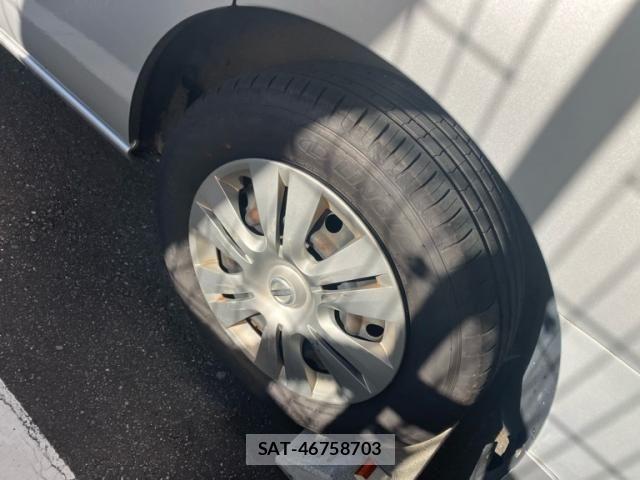 Nissan SERENA 2014-03 8372170-6