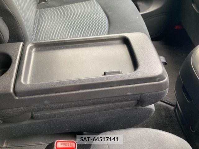 Nissan SERENA 2013-11 8372173-26