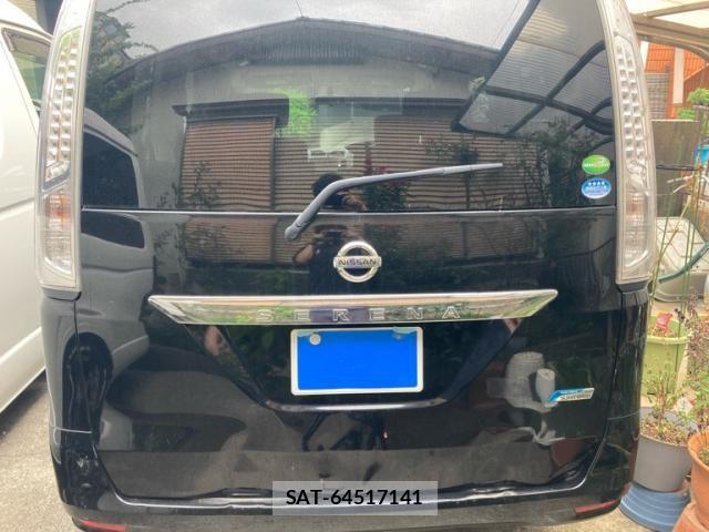 Nissan SERENA 2013-11 8372173-4