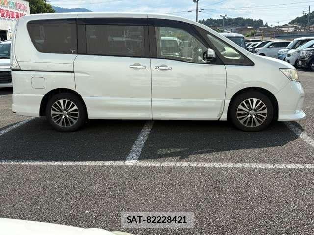 Nissan SERENA 2013-03 8372171-10