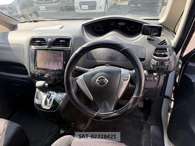 Nissan SERENA 2013-03 8372171-1