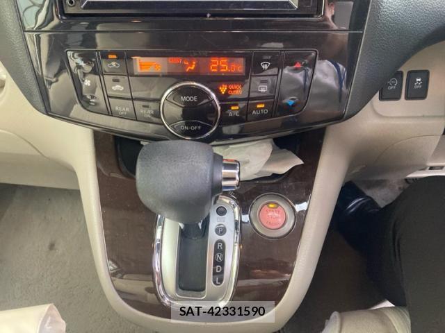 Nissan SERENA 2013-01 8372175-13