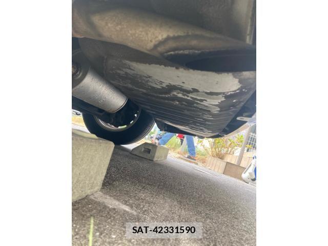 Nissan SERENA 2013-01 8372175-24