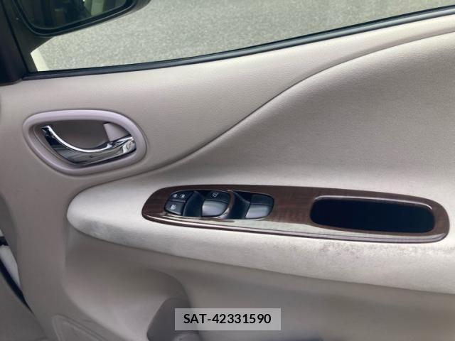 Nissan SERENA 2013-01 8372175-7