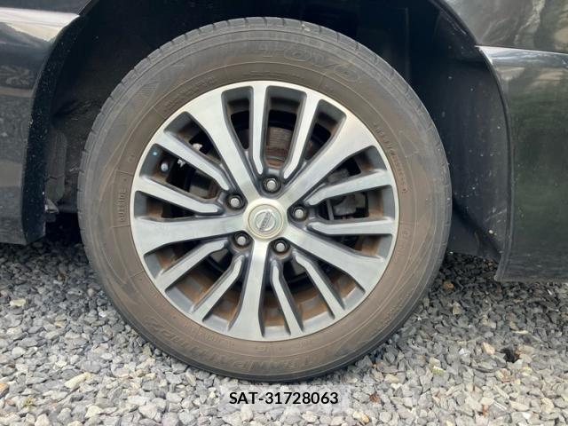 Nissan SERENA 2015-11 8414920-10