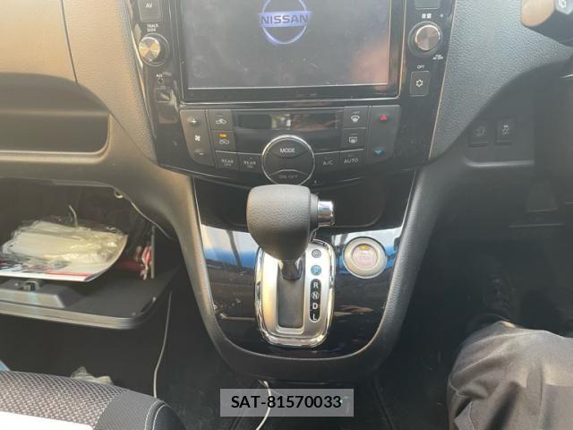 Nissan SERENA 2015-08 8414930-13
