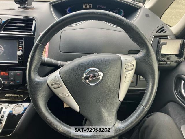 Nissan SERENA 2016-02 8414916-13