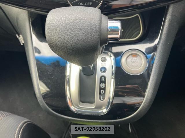 Nissan SERENA 2016-02 8414916-20