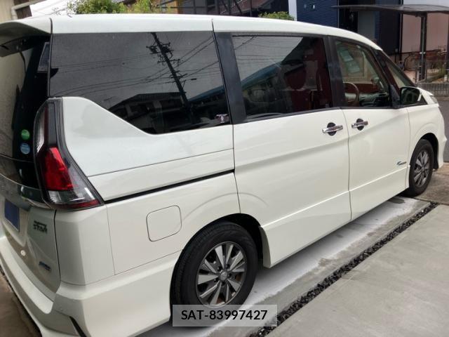 Nissan SERENA 2016-10 8414910-2
