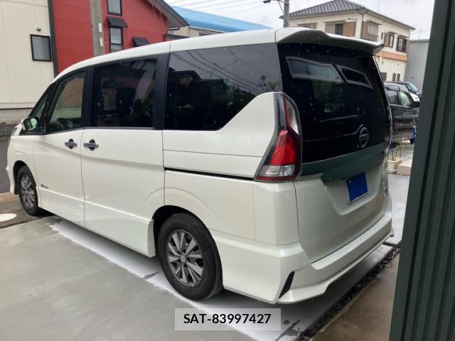 Nissan SERENA 2016-10 8414910-3