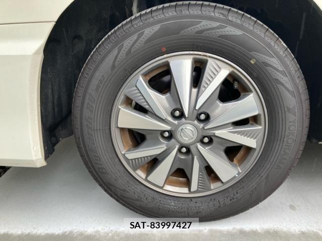 Nissan SERENA 2016-10 8414910-5