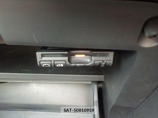 Nissan SERENA 2017-12 8414892-12