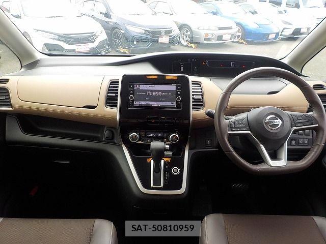 Nissan SERENA 2017-12 8414892-2