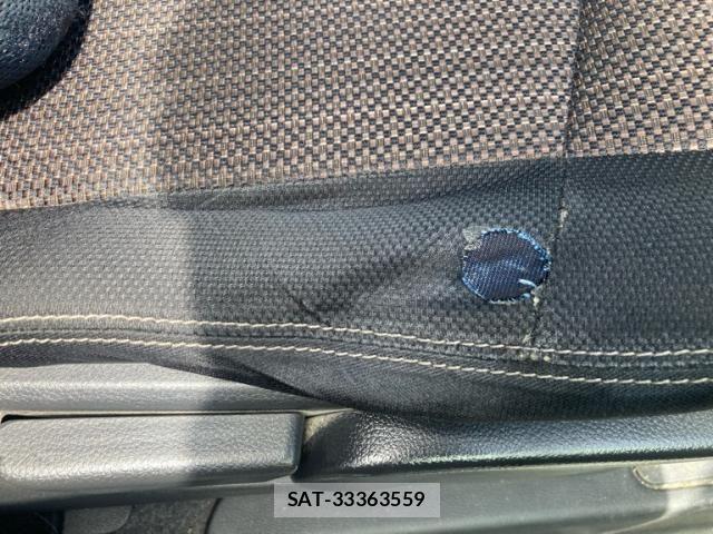 Nissan SERENA 2016-04 8414919-16