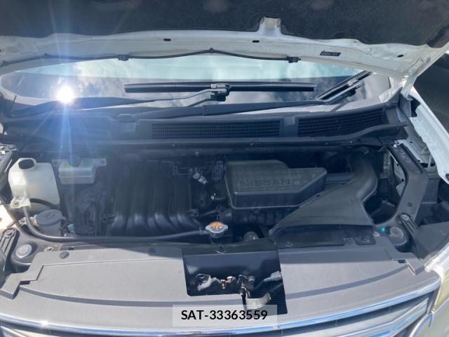Nissan SERENA 2016-04 8414919-21