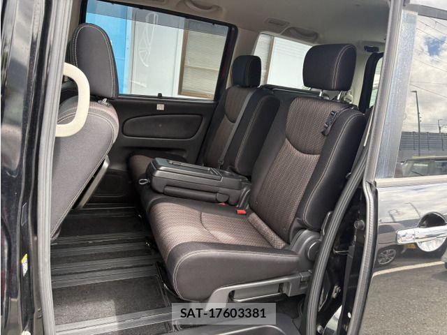 Nissan SERENA 2016-03 8414915-4