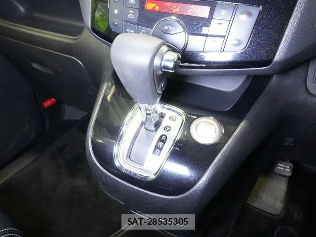 Nissan SERENA 2014-07 8414899-15