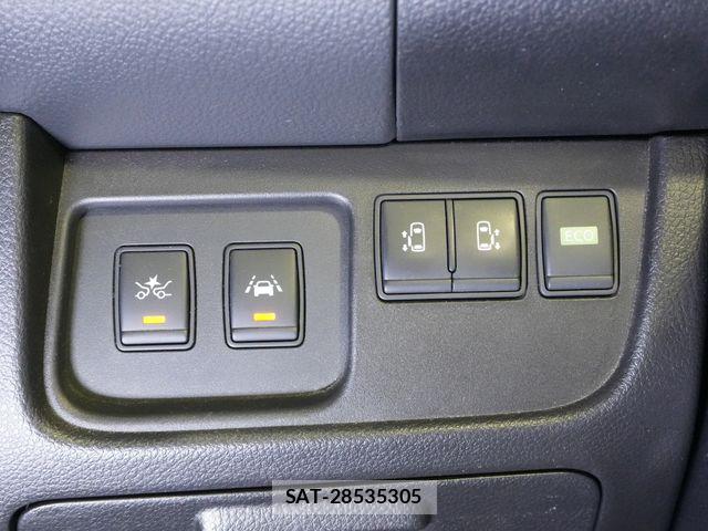 Nissan SERENA 2014-07 8414899-16