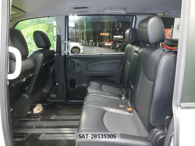 Nissan SERENA 2014-07 8414899-24
