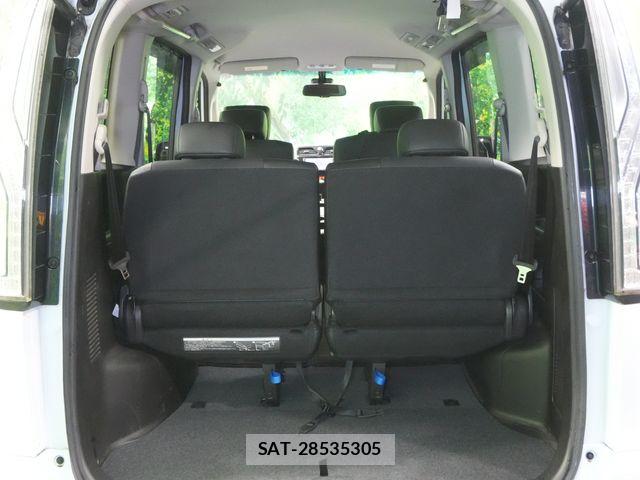 Nissan SERENA 2014-07 8414899-27