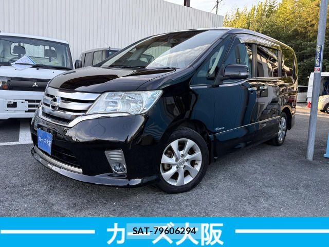 Nissan SERENA 2013-07 8414923-0