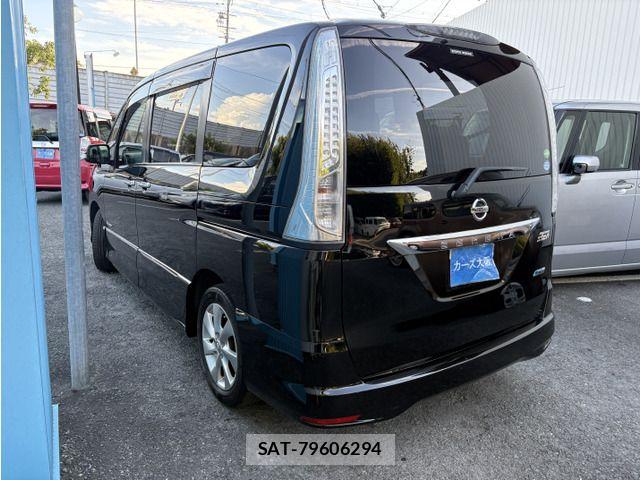 Nissan SERENA 2013-07 8414923-2
