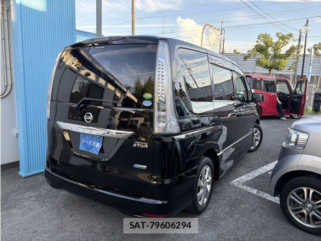 Nissan SERENA 2013-07 8414923-3
