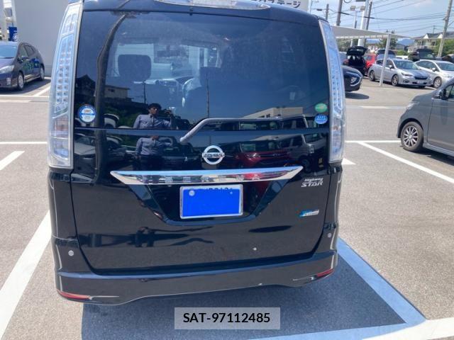 Nissan SERENA 2012-09 8414931-3