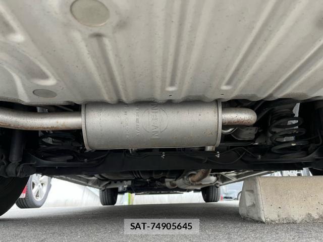 Nissan SERENA 2012-08 8414934-5