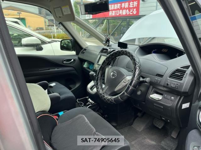 Nissan SERENA 2012-08 8414934-8
