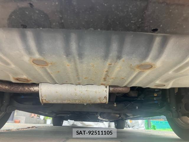 Nissan SERENA 2013-02 8414929-11