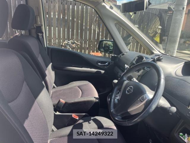 Nissan SERENA 2013-02 8414932-10