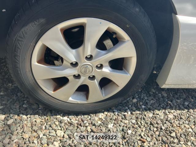 Nissan SERENA 2013-02 8414932-6