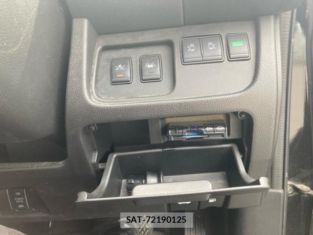 Nissan SERENA 2015-09 8414921-13