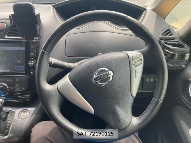 Nissan SERENA 2015-09 8414921-16