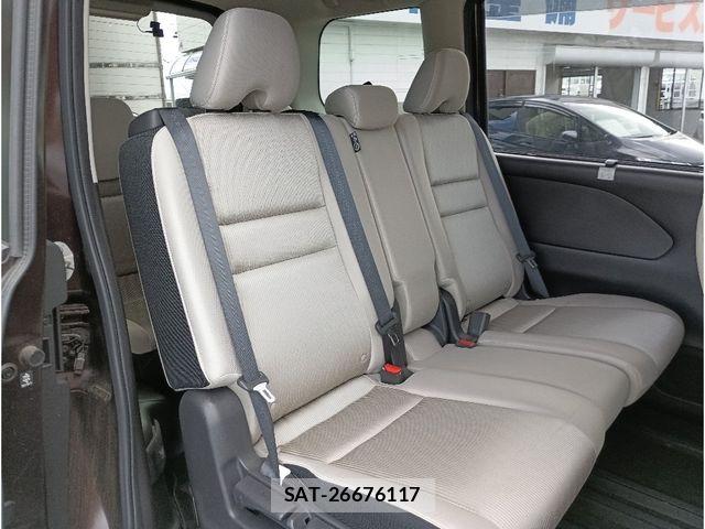 Nissan SERENA 2016-10 8414891-7