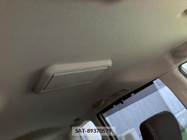 Nissan SERENA 2014-01 8414933-11