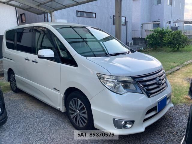 Nissan SERENA 2014-01 8414933-1