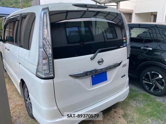 Nissan SERENA 2014-01 8414933-3