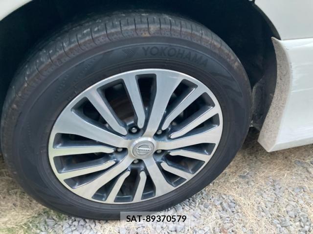 Nissan SERENA 2014-01 8414933-5