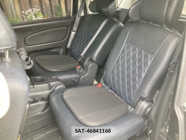 Nissan SERENA 2012-09 8414935-10